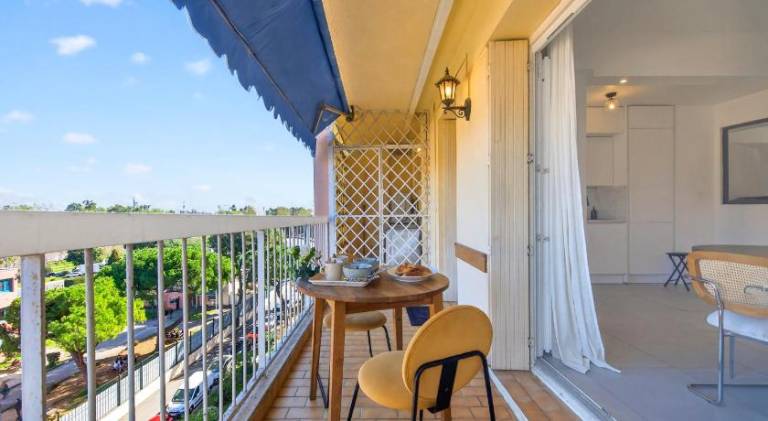 Fully equipped apartment with terrace | Pets are welcome — photo 4