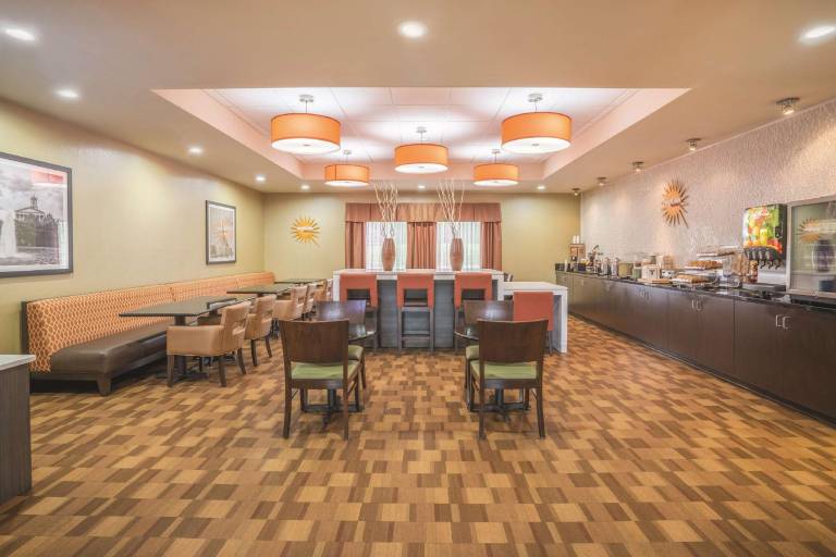 La Quinta Inn & Suites by Wyndham Smyrna TN - Nashville — photo 5