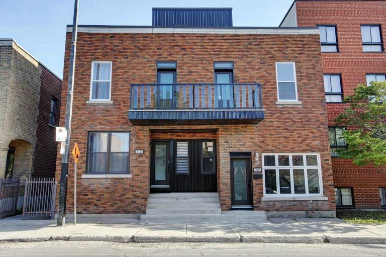 House  Dorval
