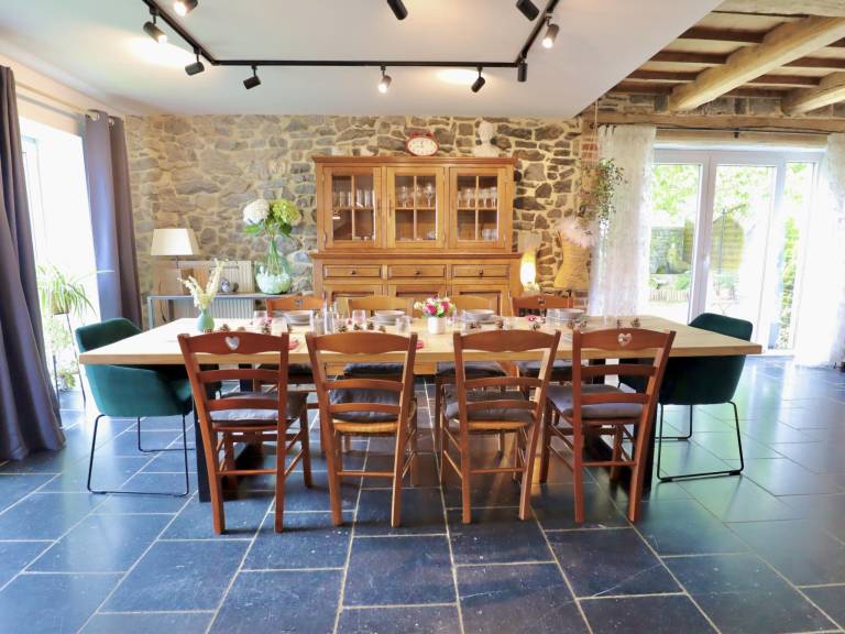 Charming cottage with a lovely terrace & garden — photo 3