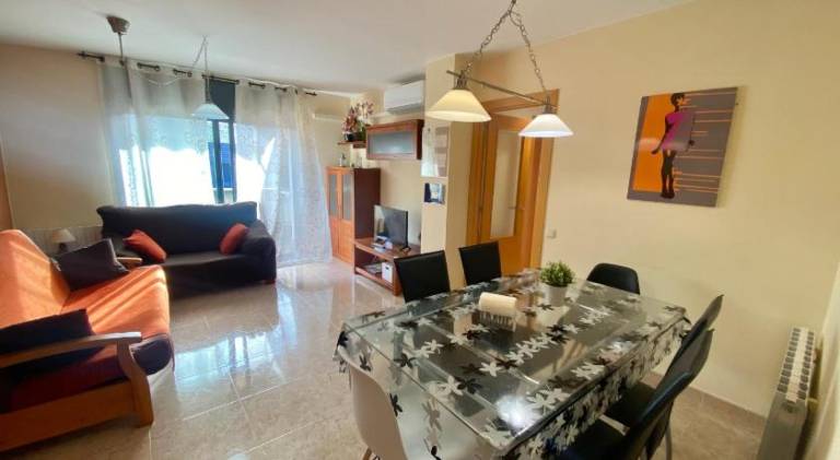 Apartment with 3 rooms for 8 persons in Huesca