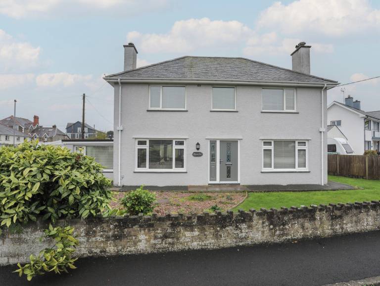 Cottage  Criccieth