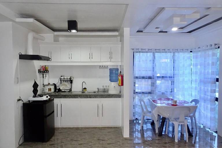 House with barbecue & yard | Perfect for remote work — photo 3