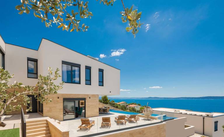 Luxury Villa Gold Pearl with Pool — photo 3