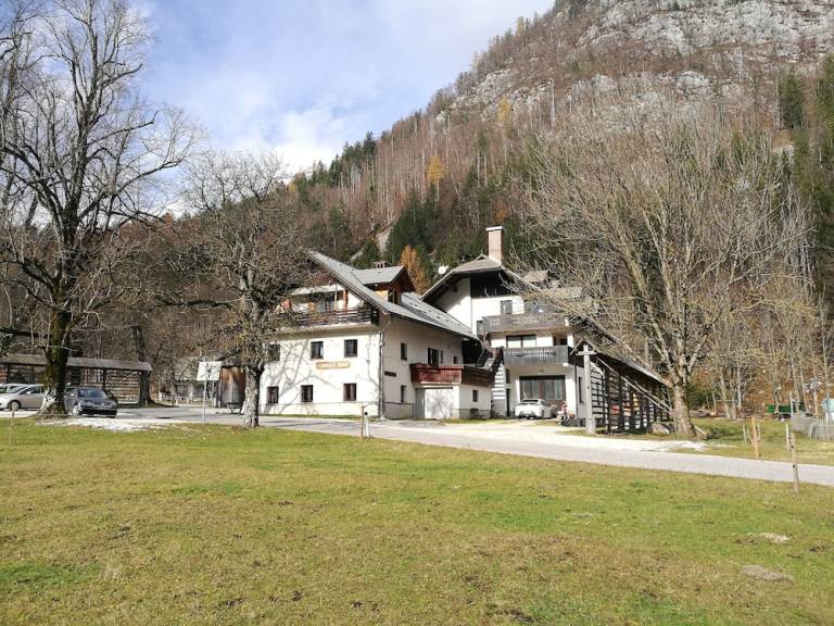 Apartma Dovje