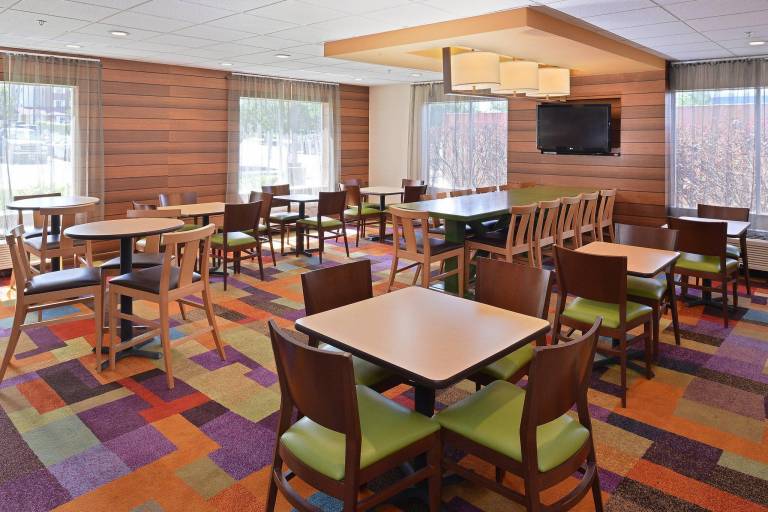 Comfort Inn & Suites Mt. Laurel-Philadelphia — photo 5