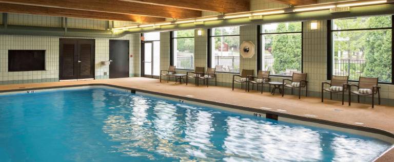 DoubleTree by Hilton Chicago Schaumburg — photo 2