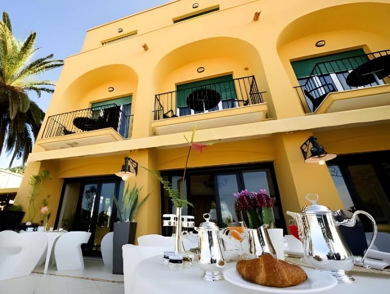 Hotel Albatros Varigotti in Finale Ligure