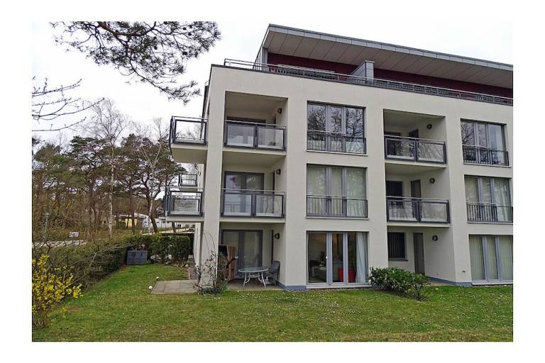 Vacation home with terrace — photo 4