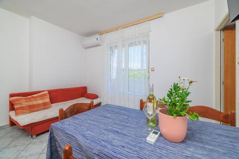 Apartment with barbeque & terrace | Garden view | Beach nearby | Dogs allowed — photo 3