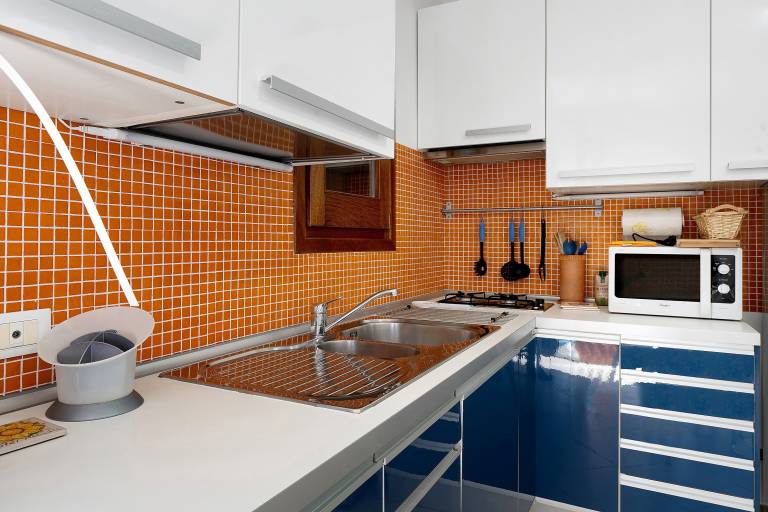 Holiday Home 'Berta' with Sea View, Private Terrace and Air Conditioning — photo 4