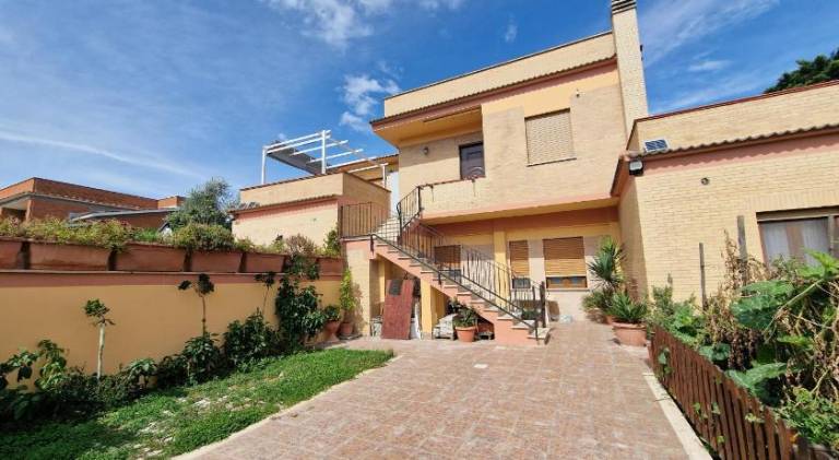 Apartment | Next to the beach | Dogs allowed in Fiumicino