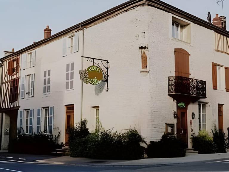 Logis Le Saint Nicolas in Chaumont