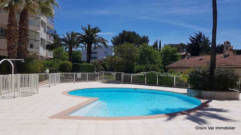 Pleasant rental apartment with pool | Nature view | Pet-friendly — photo 3