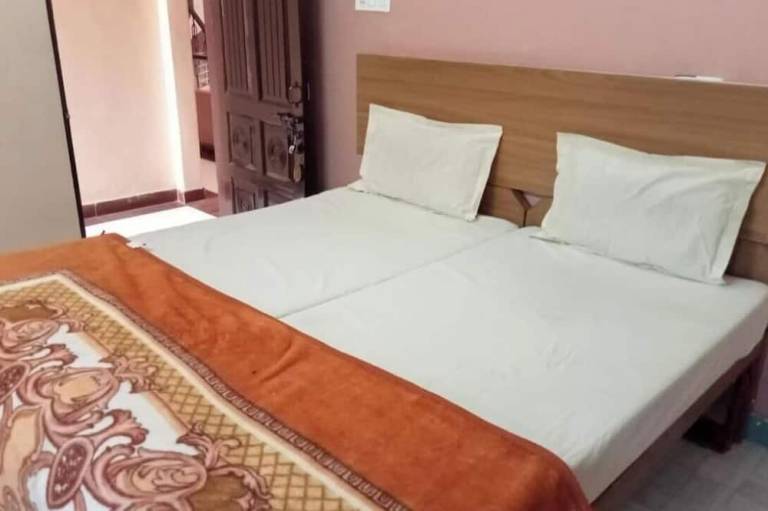 Sankatha Guest House