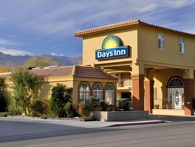 Days Inn by Wyndham Bishop in Bishop, CA