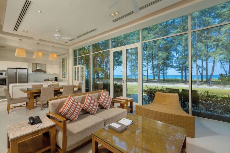 Villa  Mai Khao Beach