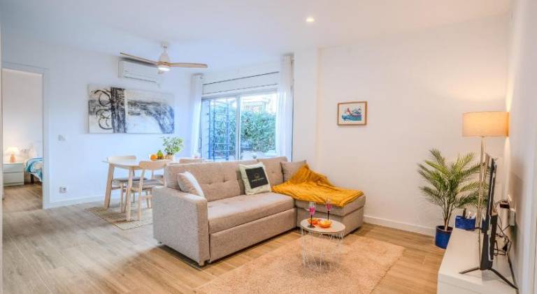 Holiday apartment with pool | Next to the beach | Pets allowed in Cambrils