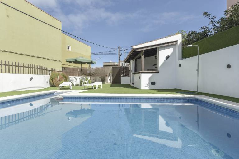 House with private pool, yard & terrace | Sea view in Santa Cruz de Tenerife