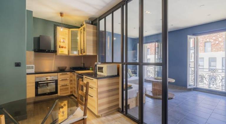 Apartment | Close to Marseille Cathedral — photo 3