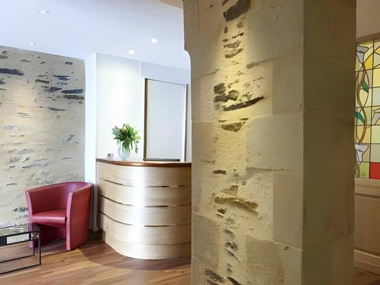 Logis Hotel Duquesne — photo 5