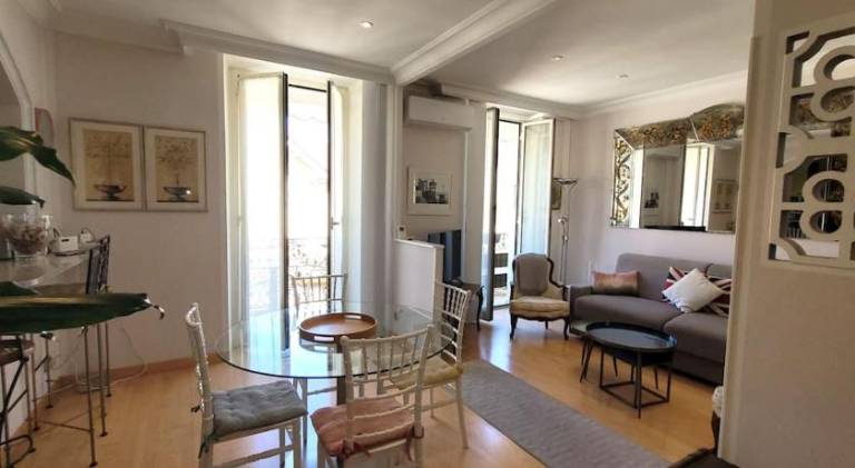 Rental apartment with patio | Next to Place Masséna in Thiers