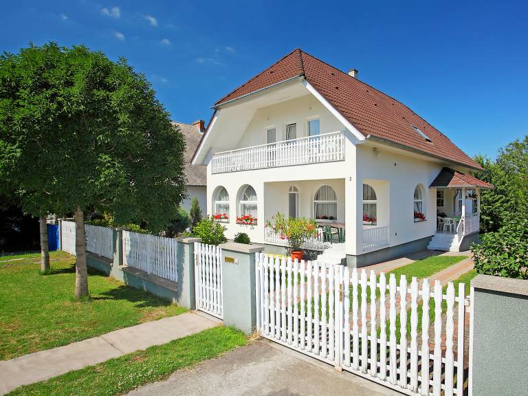 House Balatonszemes