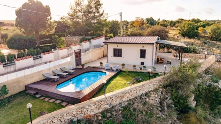 Ferienhaus mit Pool in Floridia, Sizilien für max. 4 Personen
