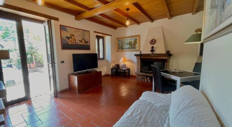Vacation home with pool & jacuzzi — photo 2