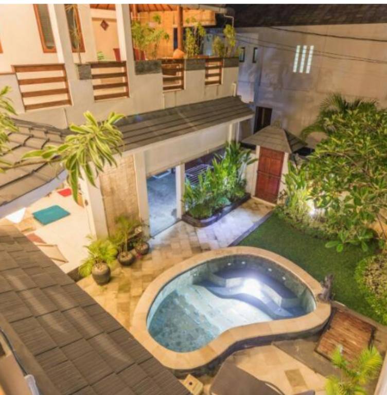 Nice villa with private pool, garden & patio | Suitable for remote work | Dogs allowed in Pecatu
