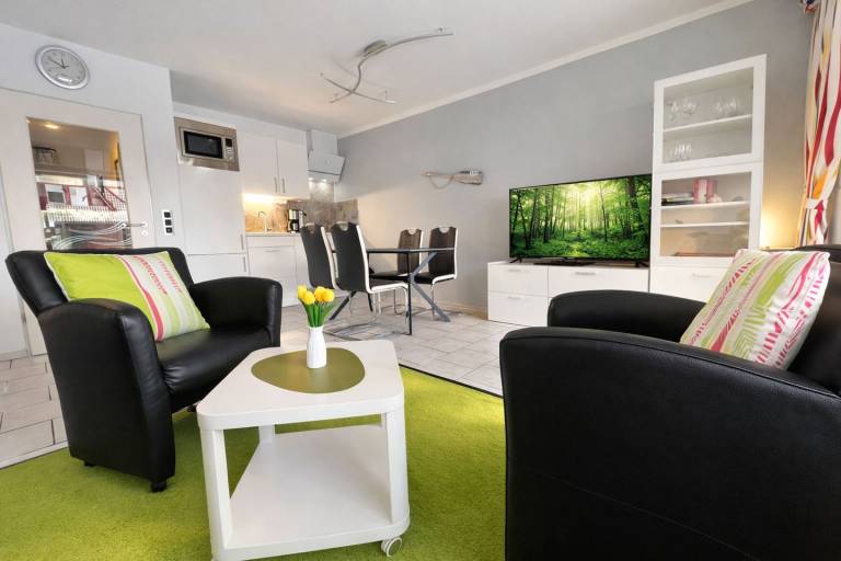 Ferienwohnung Strandmuschel in Schillig: Komfortables Wohnen nahe Sandstrand — photo 3