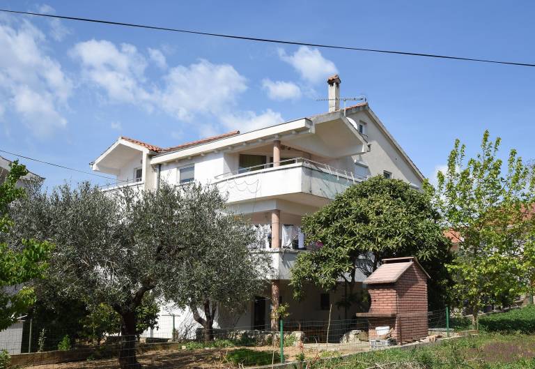 Apartament  Turanj