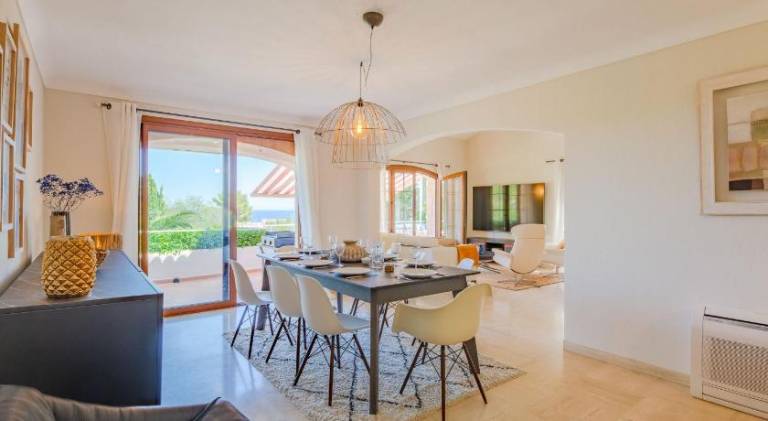 Fully equipped house with yard, patio & grill | Next to the beach | Dogs allowed — photo 3
