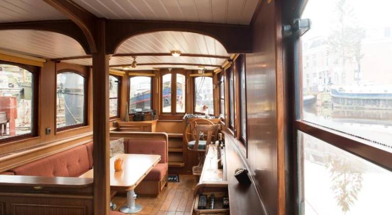 30 m² Hausboot