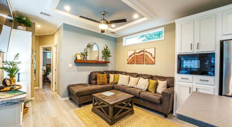 Nice vacation home with pool & jacuzzi | Pets allowed — photo 4