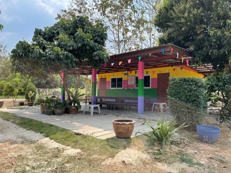 Charming vacation home with garden, pool & barbeque | Suitable for remote work | Pet-friendly in Phetchaburi