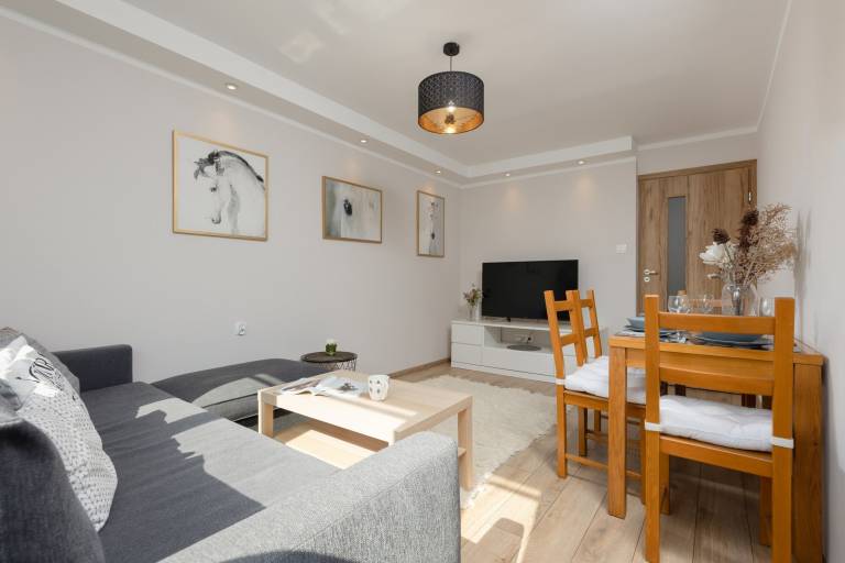 Family-oriented rental apartment | Near Palace of Culture and Science | Pets allowed — photo 3