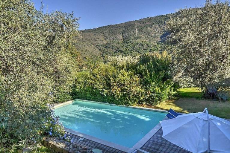 Casa Capri Leone