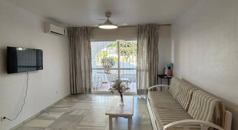 Holiday apartment with garden, terrace & private pool — photo 4