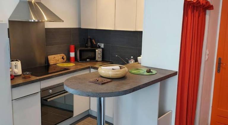 Rental apartment with terrace — photo 4