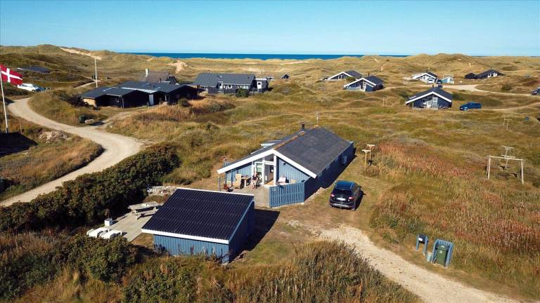 Fully equipped vacation home with terrace & barbeque | Close to the beach | Pets are welcome in Harboore