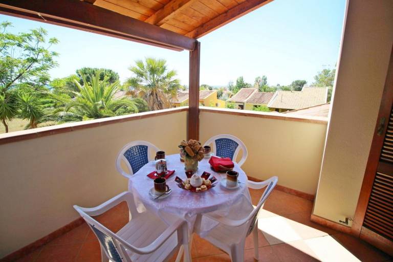 Apartment with yard & patio | Beach nearby | Pets allowed in Muravera