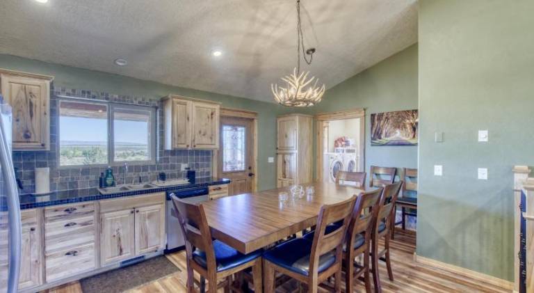 Spacious vacation home | Pets are welcome — photo 4