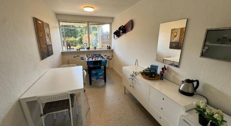 Hyggeligt Værelse med fælles opholdsrum og toilet — photo 2