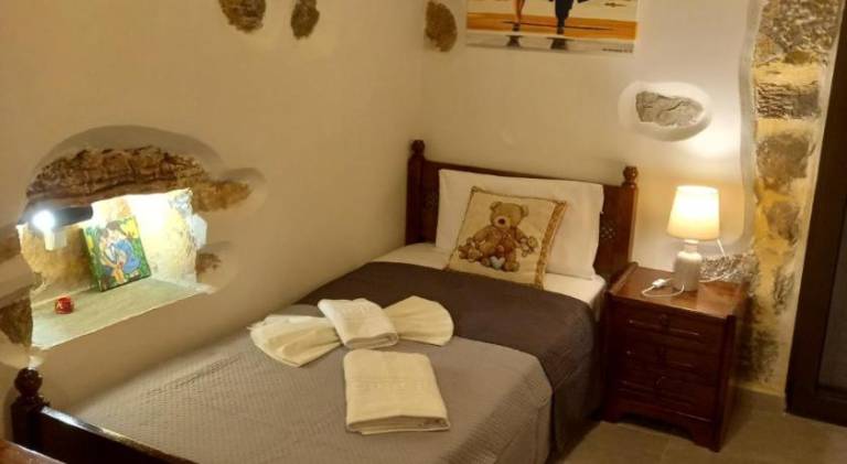 Villa with 5 rooms for 12 persons — photo 2