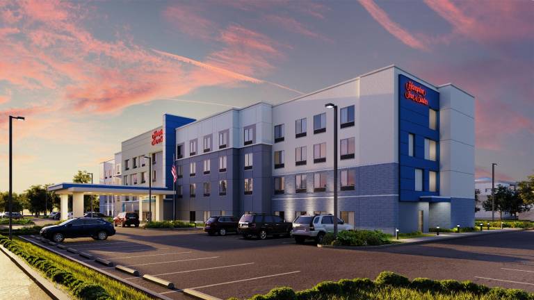 Hampton Inn Suites by Hilton Long Island Farmingdale