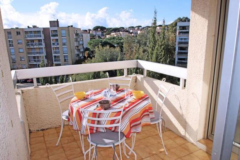 Charming holiday apartment with patio | Beach nearby | Pets are welcome — photo 4