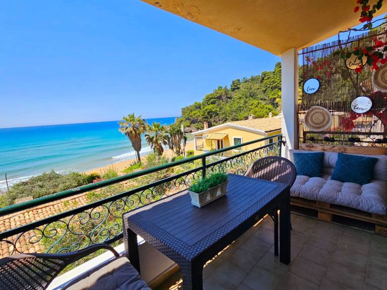 Child-friendly rental apartment with pool | Sea view | Next to the beach | Pets are welcome in Corfu