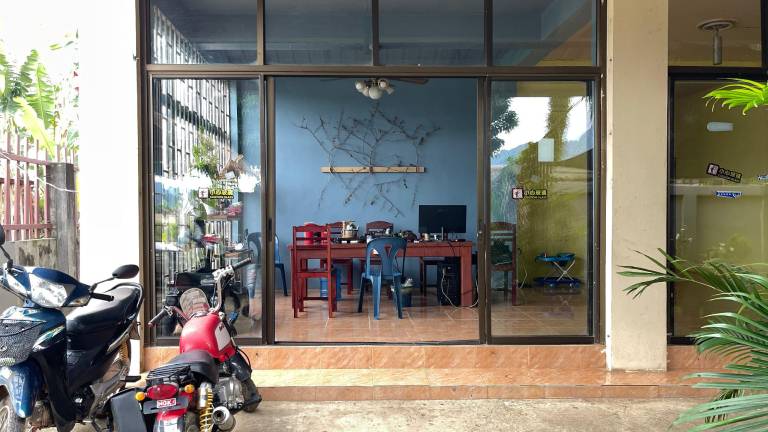 Holiday apartment with patio, grill & garden — photo 3