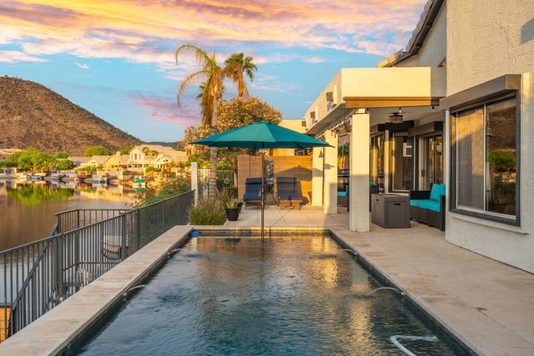 Pool Lake Views Private Dock Paddleboat Oasis